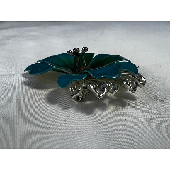 Vintage Coro Flower Brooch Teal Blue Enamel Rhinestone Leaves MCM Ornate RARE - Picture 14 of 16